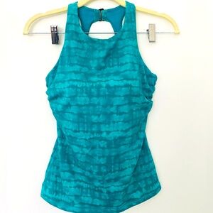 Athleta Maldives underwire tankini top in size 32D/DD jade green color